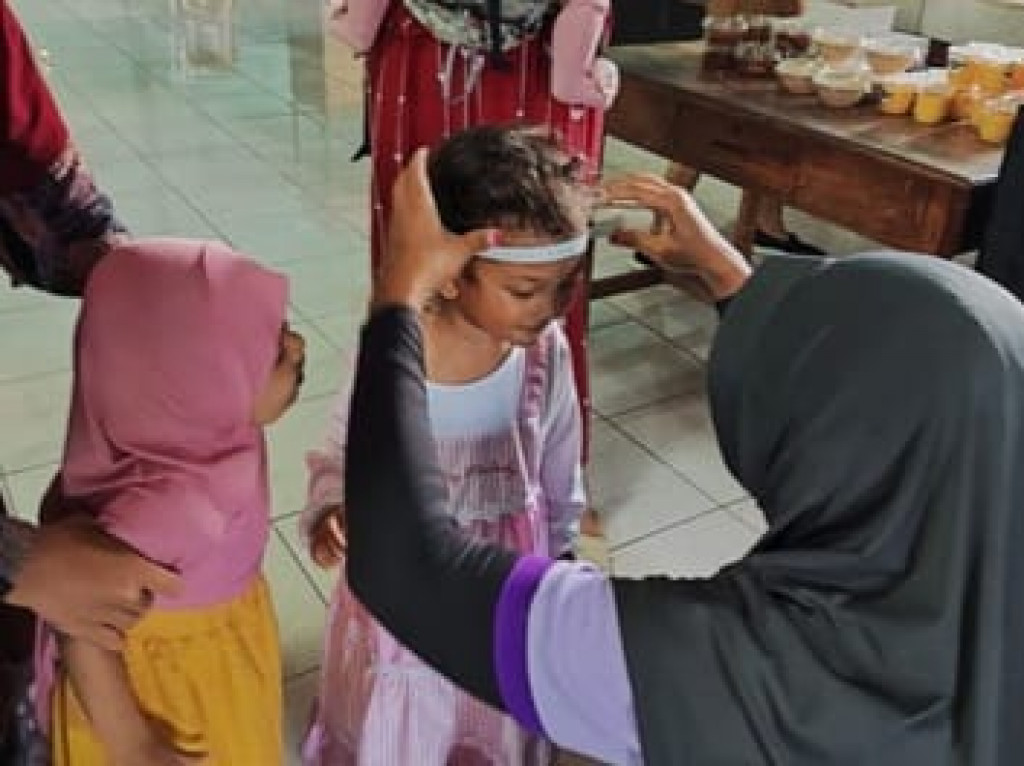 Jaga Kesehatan Buah Hati, Posyandu Balita Digelar di Banjar Bhineka Nusa Kauh